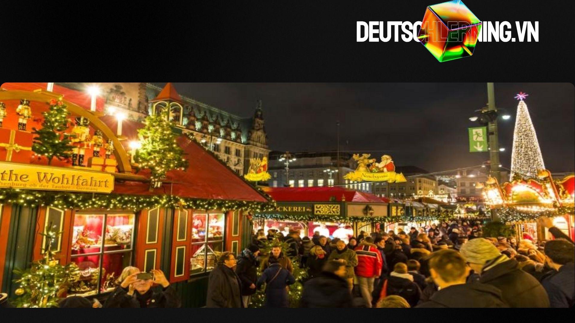 Chợ đêm ẩm thực Đức với các quầy xúc xích và bia thủ công.