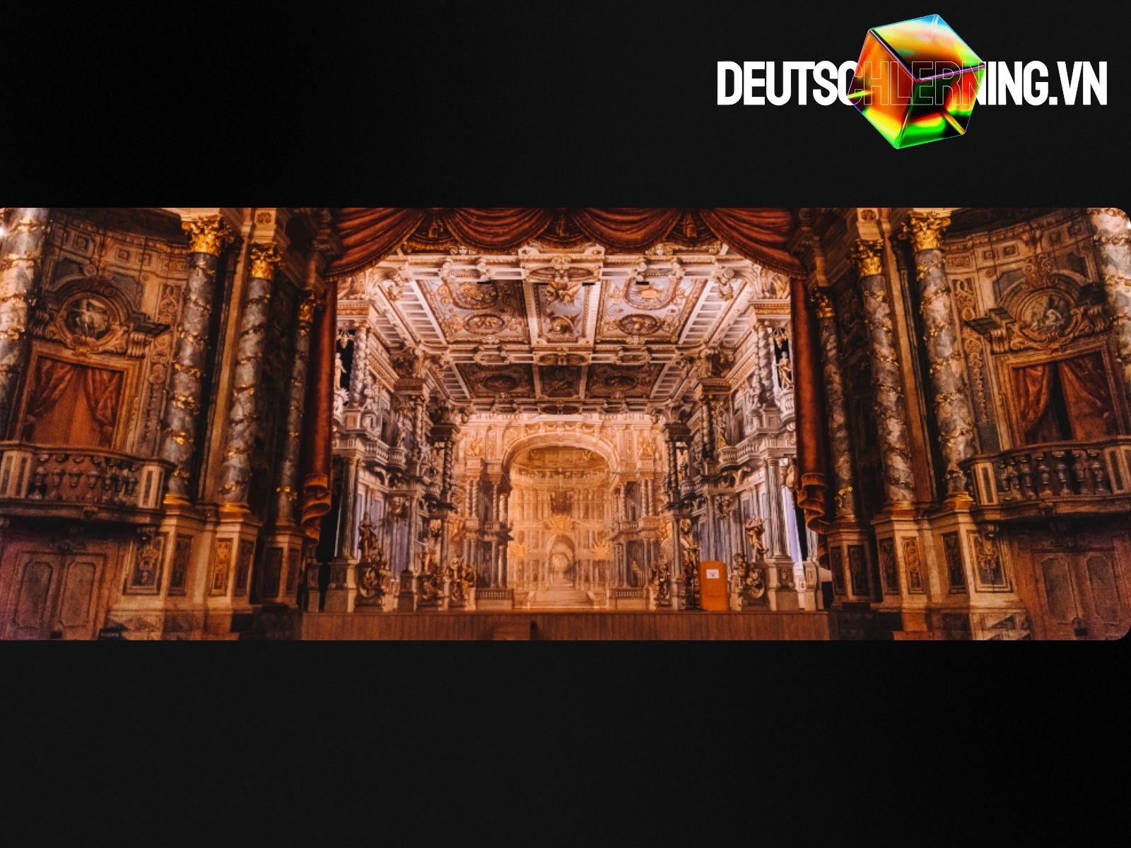 Nhà hát Festspielhaus ở Bayreuth được xây riêng cho các vở opera của Wagner.